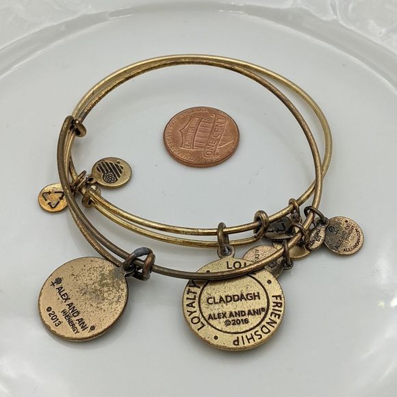 Alex Ani Rafaleian Gold Claddaugh Taurus Bracelet - Picture 8 of 8